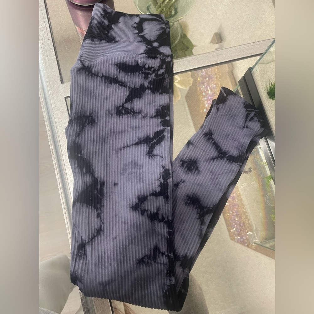 Bombshell leggings